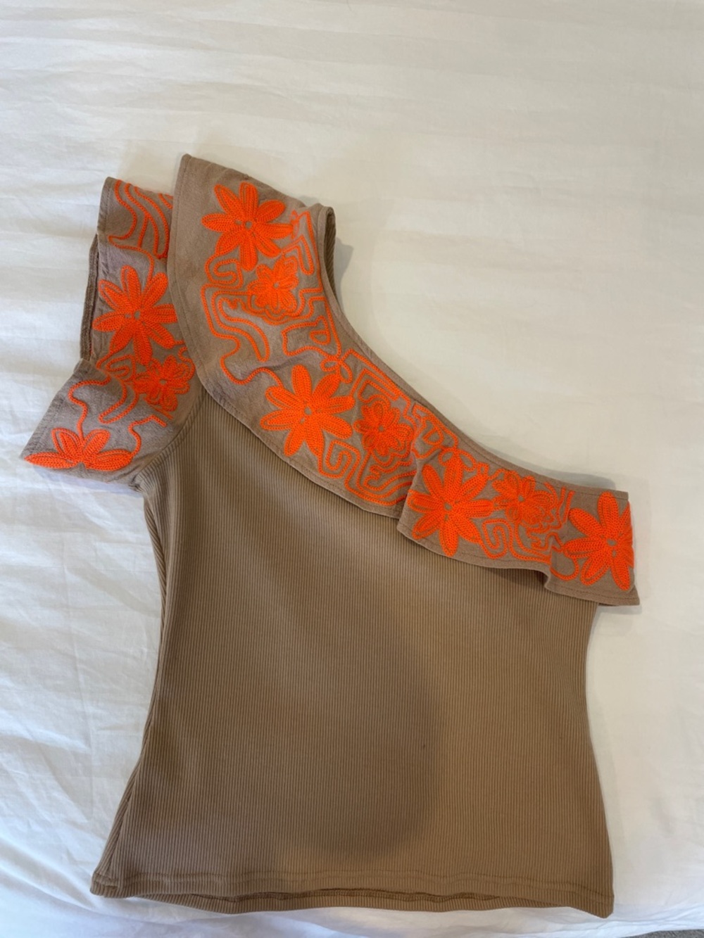 Dolan Embroidered Top - Picture 6 of 6